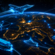 Europakarte mit leuchtenden Verbindungen zwischen Schiffen, Hafenanlagen, Flugzeug, Drohne und Satellit als Symbol europäischer Lieferketten.